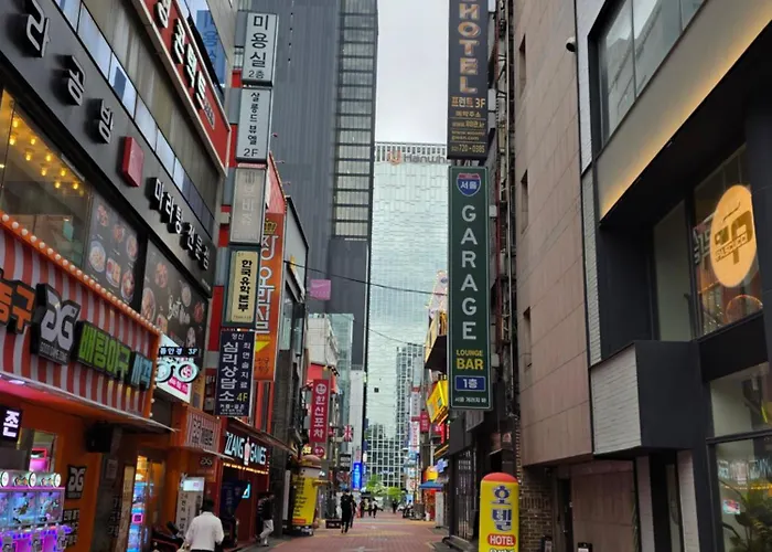 汽车旅馆 Woomigwan